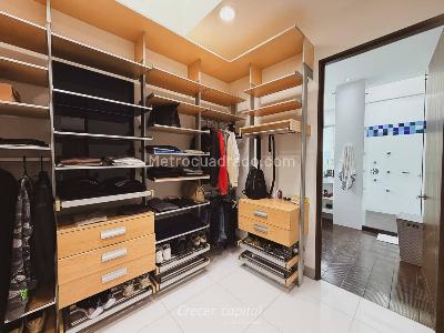 Casa de 5 alcobas en venta en El Poblado, Medellín, 1100 m² · foto 13 de 20