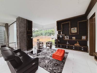 Casa de 5 alcobas en venta en El Poblado, Medellín, 1100 m² · foto 17 de 20