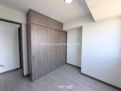 Apartamento en venta en El Poblado, Medellín · foto 6 de 15