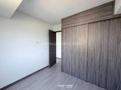 Apartamento en venta en El Poblado, Medellín · foto 8 de 15
