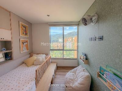 Apartamento de 3 alcobas en venta en El Poblado, Medellín, 90 m² · foto 8 de 16