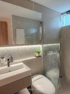 Apartamento de 3 alcobas en venta en El Poblado, Medellín, 90 m² · foto 10 de 16