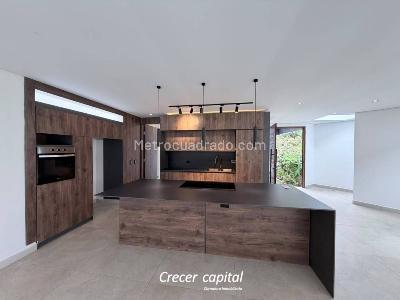 Casa de 4 alcobas en arriendo en Alto De Palmas, Envigado · foto 5 de 20