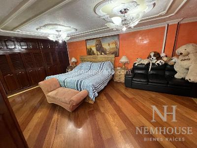 Casa de 4 alcobas en venta en Ciudad Berna, Bogotá, 670 m² · foto 13 de 20