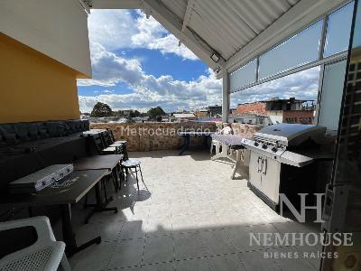 Casa de 4 alcobas en venta en Ciudad Berna, Bogotá, 670 m² · foto 17 de 20