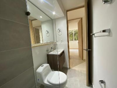 Apartamento de 3 alcobas en venta en Varsovia, Ibagué, 92 m² · foto 3 de 18