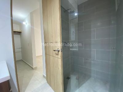 Apartamento de 3 alcobas en venta en Varsovia, Ibagué, 92 m² · foto 7 de 18