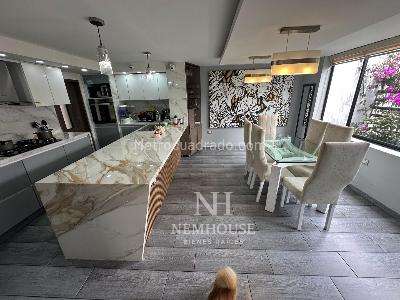 Casa de 4 alcobas en venta en Pontevedra, Bogotá, 385 m² · foto 3 de 20