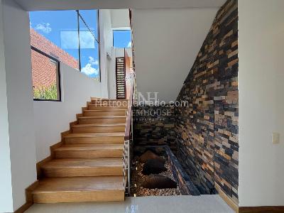 Casa de 4 alcobas en venta en La Calera, La Calera · foto 2 de 20