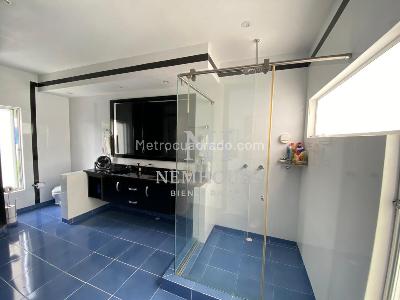 Casa de 4 alcobas en venta en Montecarlo, Girardot, 170 m² · foto 13 de 20