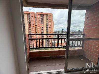 Apartamento en venta en Alameda, Bogotá · foto 2 de 14
