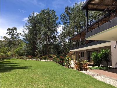 Casa de 5 alcobas en venta en Llanogrande, Rionegro, 704 m² · foto 18 de 20