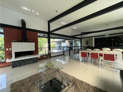 Casa de 5 alcobas en venta en Rionegro, Rionegro, 550 m² · foto 10 de 20