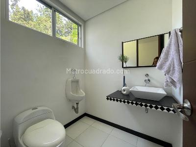 Casa de 5 alcobas en venta en Rionegro, Rionegro, 550 m² · foto 16 de 20