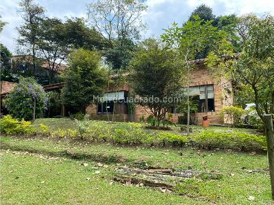 Casa en venta en Loma De Las Brujas, Envigado · foto 17 de 20