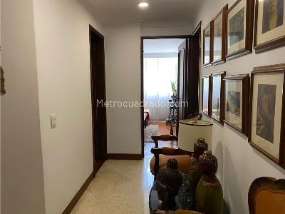 Apartamento de 3 alcobas en venta en Poblado Sector Tesoro, Medellín, 154 m² · foto 7 de 20