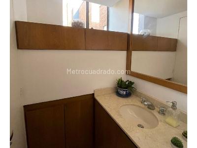Apartamento en venta en El Poblado, Medellín · foto 3 de 20