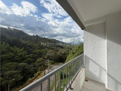 Apartamento de 3 alcobas en venta en Sabaneta Aves Marias, Medellín, 56 m² · foto 2 de 14