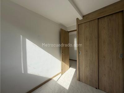 Apartamento de 3 alcobas en venta en Sabaneta Aves Marias, Medellín, 56 m² · foto 8 de 14