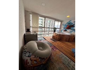 Apartamento de 2 alcobas en venta en El Poblado, Medellín, 136 m² · foto 14 de 20