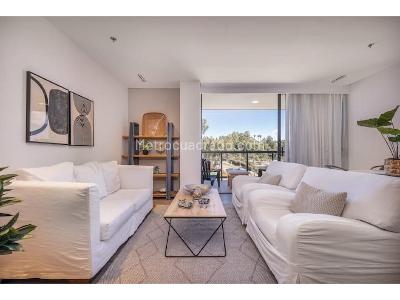 Apartamento de 2 alcobas en venta en Alto De Las Palmas, Envigado, 196 m² · foto 3 de 13