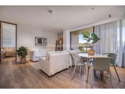 Apartamento de 2 alcobas en venta en Alto De Las Palmas, Envigado, 196 m² · foto 8 de 13