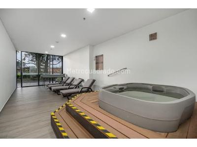 Apartamento de 2 alcobas en venta en Alto De Las Palmas, Envigado, 196 m² · foto 11 de 13