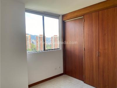 Apartamento de 3 alcobas en venta en Poblado La Visitacion, Medellín, 113 m² · foto 11 de 20