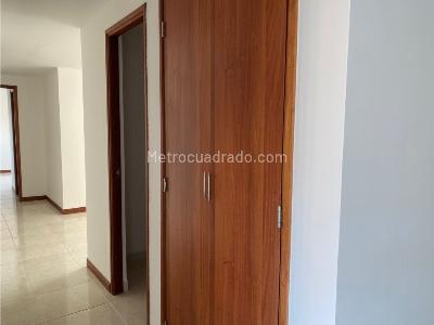 Apartamento de 3 alcobas en venta en Poblado La Visitacion, Medellín, 113 m² · foto 16 de 20