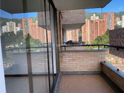 Apartamento de 3 alcobas en venta en Poblado La Visitacion, Medellín, 113 m² · foto 4 de 20