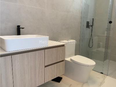 Casa de 5 alcobas en venta en Envigado, Envigado, 729 m² · foto 11 de 20