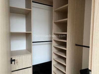 Casa de 5 alcobas en venta en Envigado, Envigado, 729 m² · foto 15 de 20