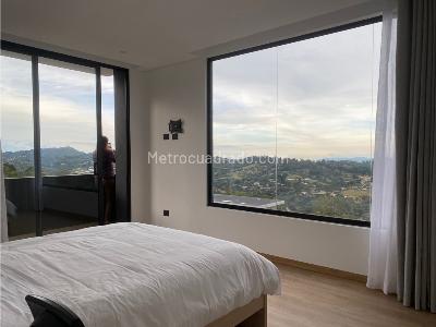 Casa de 5 alcobas en venta en Envigado, Envigado, 729 m² · foto 16 de 20