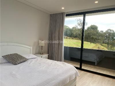 Casa de 5 alcobas en venta en Envigado, Envigado, 729 m² · foto 17 de 20