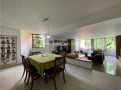 Apartamento de 4 alcobas en venta en Poblado La Visitacion, Medellín, 170 m² · foto 2 de 12