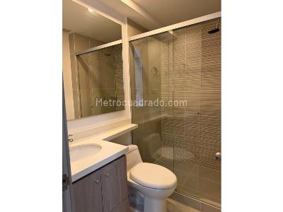 Apartamento de 3 alcobas en venta en Itagui Sector Chimeneas, Itagüí, 72 m² · foto 12 de 20