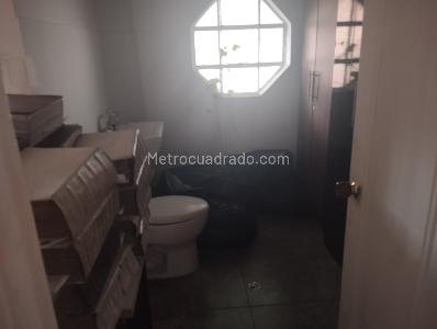 Casa en venta en Quinta Camacho, Bogotá · foto 9 de 17