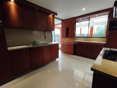 Casa de 4 alcobas en venta en Chia, Chía, 300 m² · foto 18 de 20