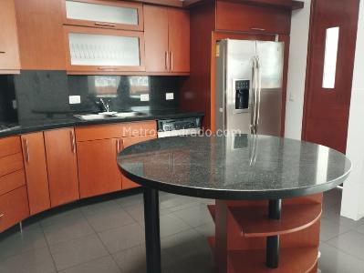 Apartamento de 3 alcobas en venta en Santa Barbara Oriental, Bogotá, 291 m² · foto 8 de 20