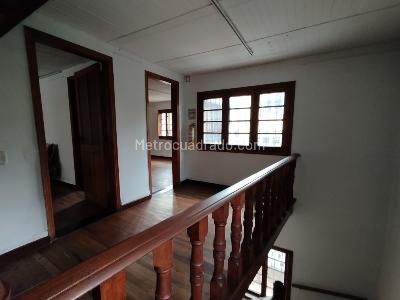 Casa de 5 alcobas en venta en Bosque Izquierdo, Bogotá, 423 m² · foto 13 de 18