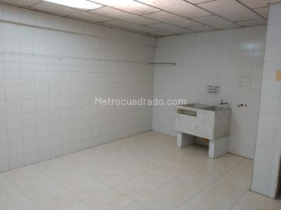 Casa de 5 alcobas en venta en Centro, Funza, 439 m² · foto 6 de 20