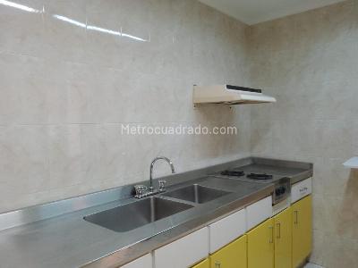 Casa de 5 alcobas en venta en Centro, Funza, 439 m² · foto 9 de 20