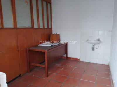 Casa de 5 alcobas en venta en Centro, Funza, 439 m² · foto 13 de 20