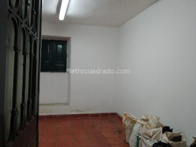 Casa de 5 alcobas en venta en Centro, Funza, 439 m² · foto 14 de 20