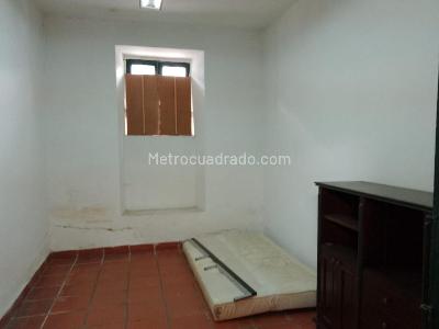 Casa de 5 alcobas en venta en Centro, Funza, 439 m² · foto 17 de 20