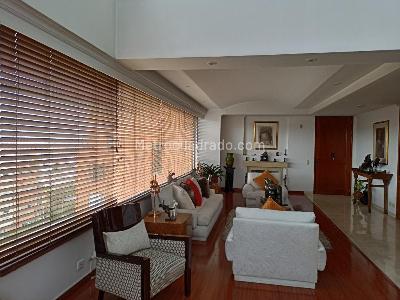 Apartamento de 5 alcobas en venta en Cerros De Suba (Localidad De Suba), Bogotá, 265 m² · foto 2 de 20