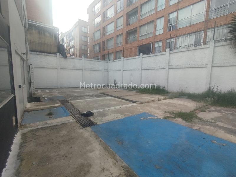 Local Comercial en Arriendo, Santa Barbara Alta, Bogotá D.C. - Más