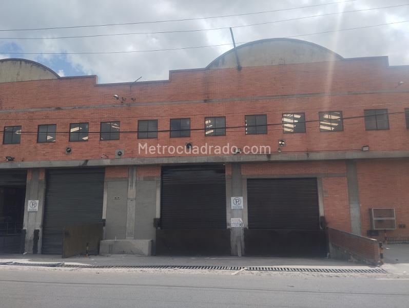 Bodega en Arriendo, Montevideo, Bogotá D.C. - Vista 3