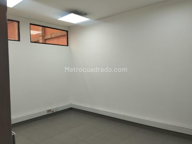 Bodega en Arriendo, Montevideo, Bogotá D.C. - Vista 5