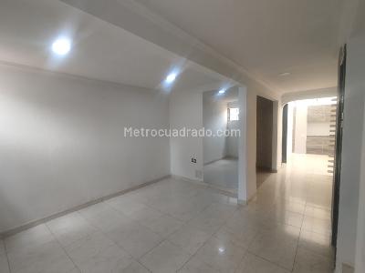 Casa de 3 alcobas en venta en Mandalay I Sector, Bogotá, 144 m² · foto 9 de 20